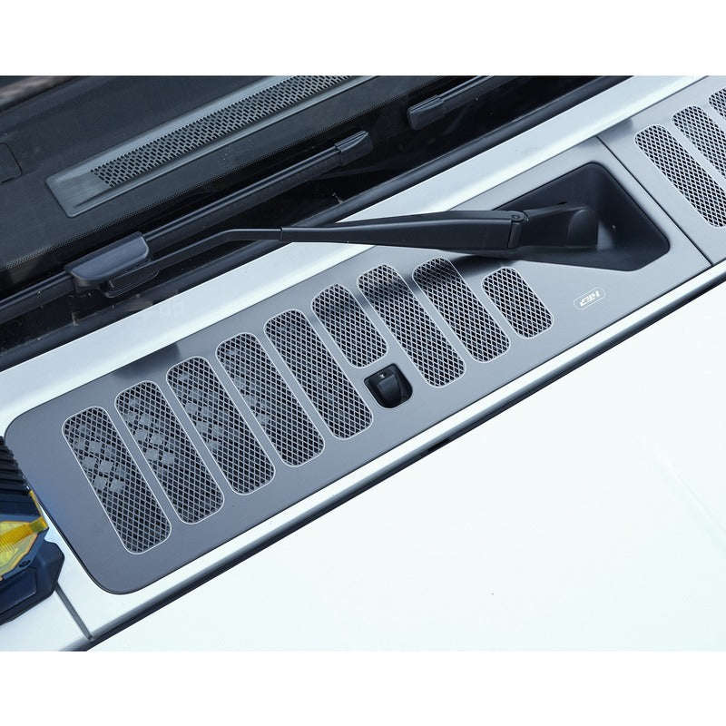 Hood Debris Mesh Guard for BAW 212 T01